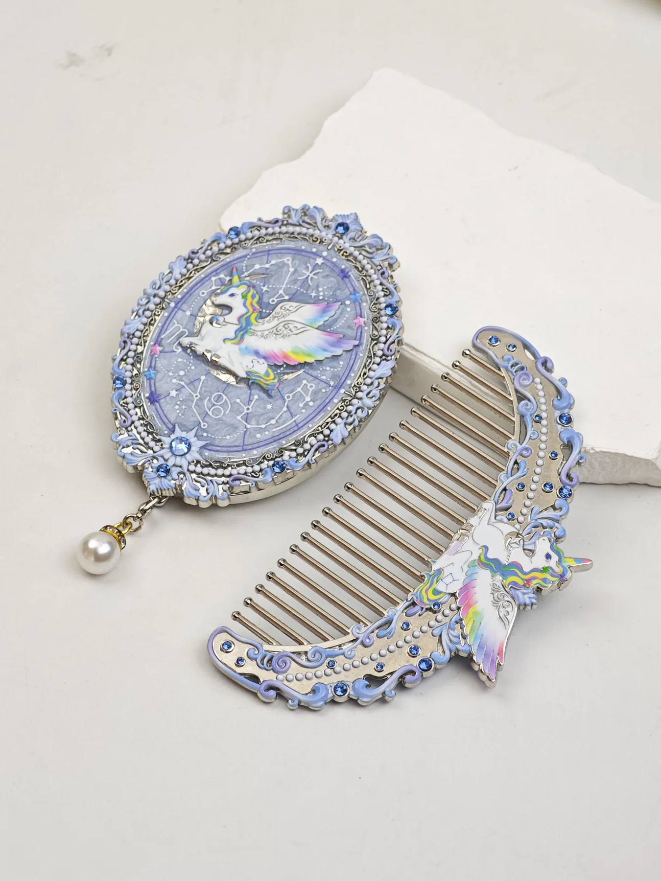 Water Sign Tidal Wing Mirror & Comb Gift Set with compact mirror, decorative comb and presentation box